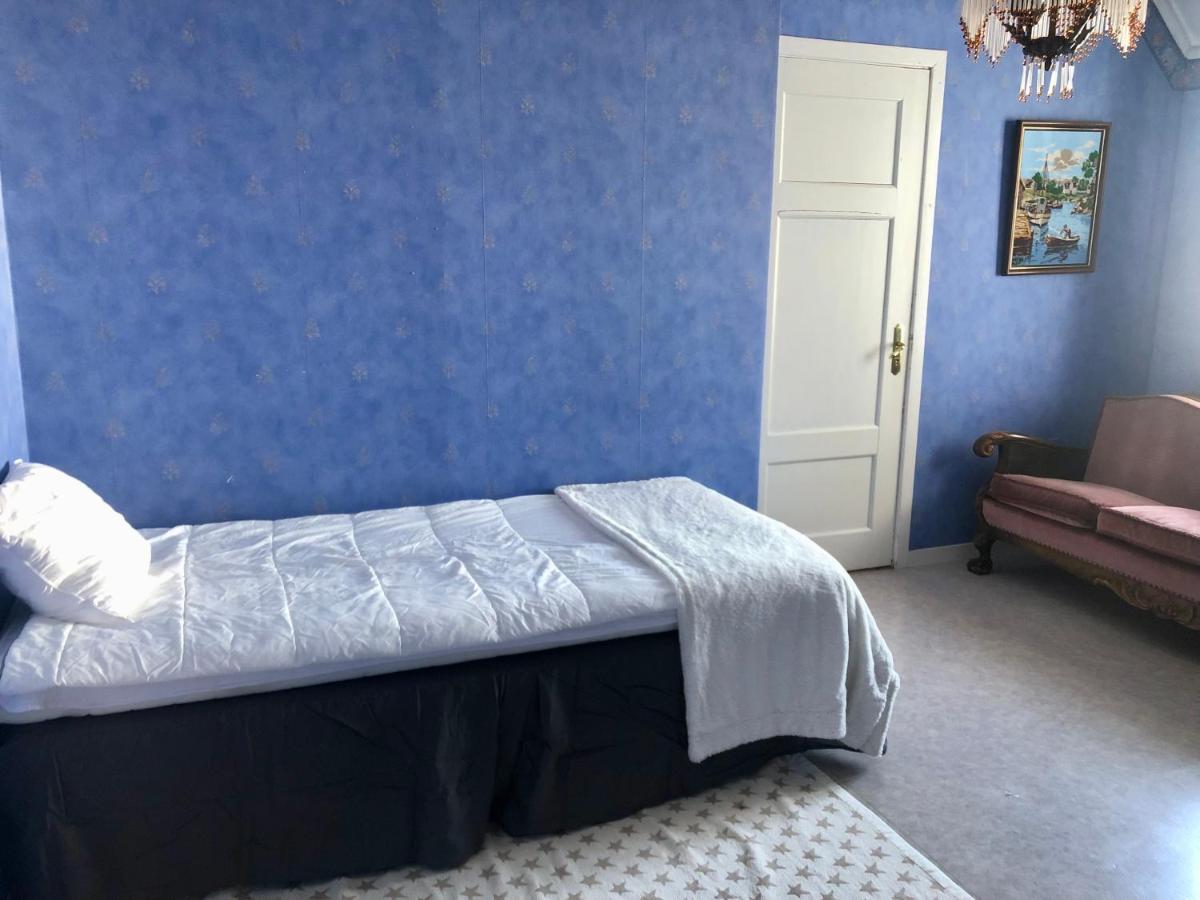 Vacker Vaning Med Havsutsikt I Stroemstads Centrum. Екстериор снимка